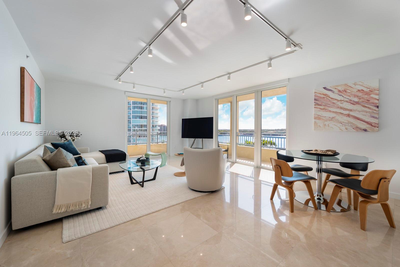 YACHT CLUB AT PORTOFINO C - Residential