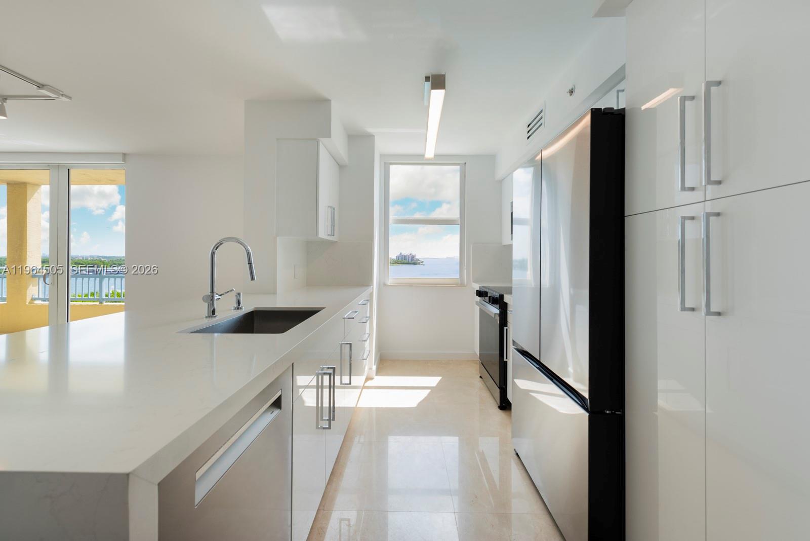 YACHT CLUB AT PORTOFINO C - Residential