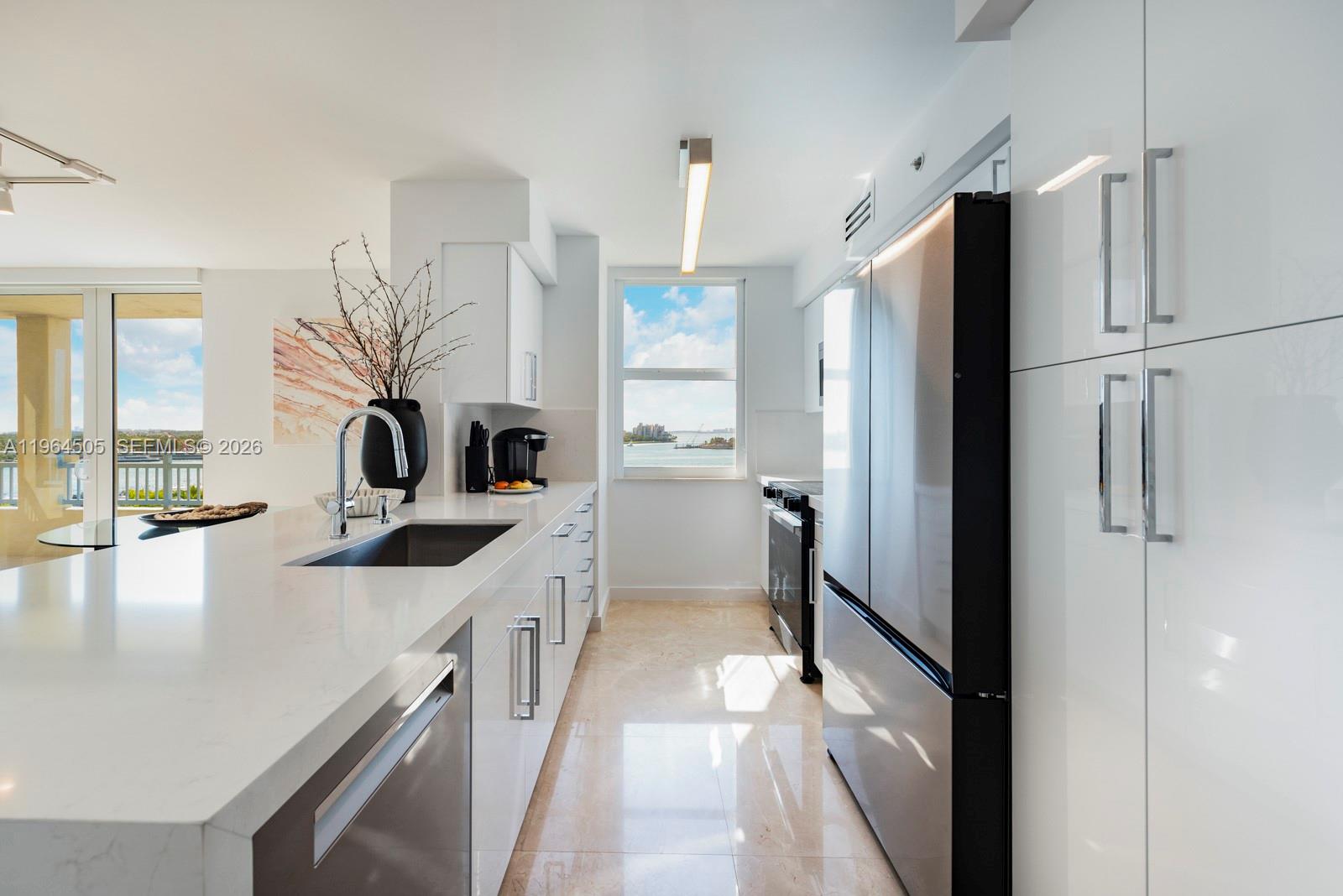 YACHT CLUB AT PORTOFINO C - Residential