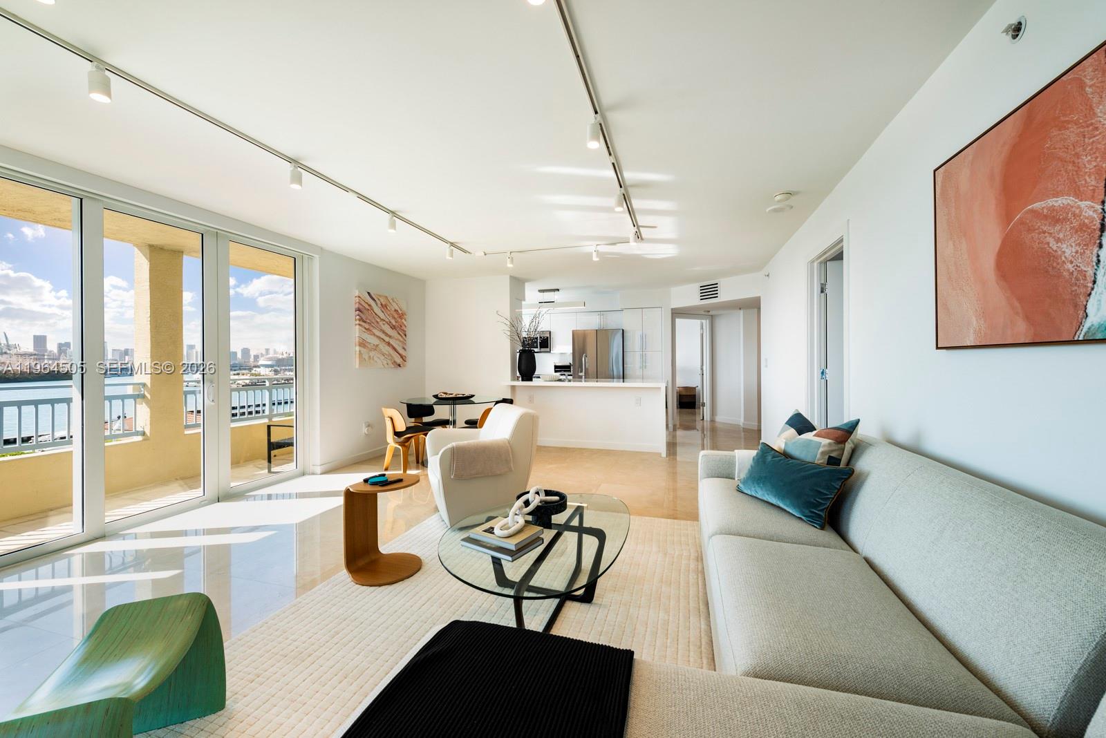 YACHT CLUB AT PORTOFINO C - Residential