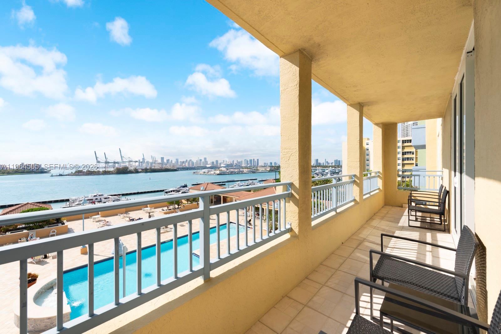 YACHT CLUB AT PORTOFINO C - Residential