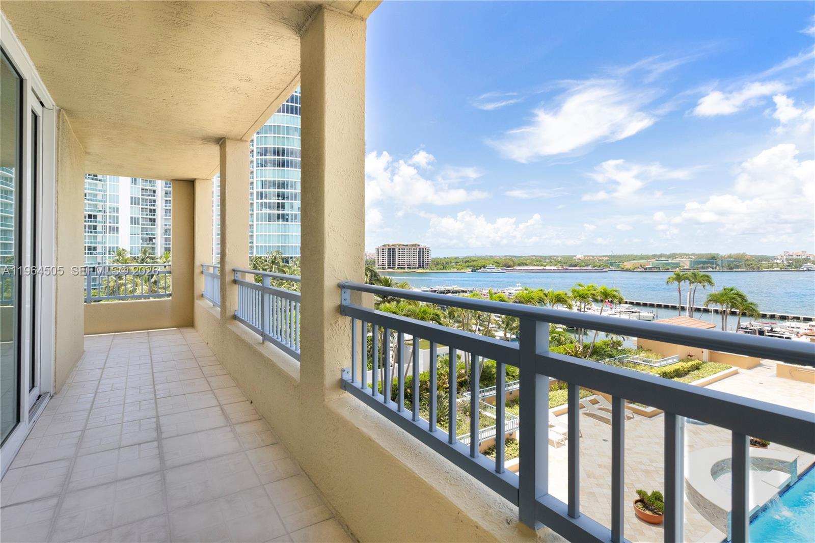 YACHT CLUB AT PORTOFINO C - Residential