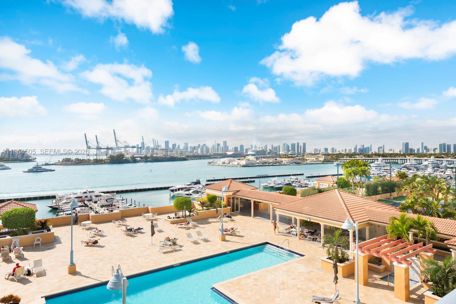 YACHT CLUB AT PORTOFINO C - Residential