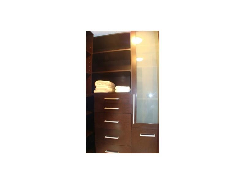 1800 CLUB CONDO - Residential Lease