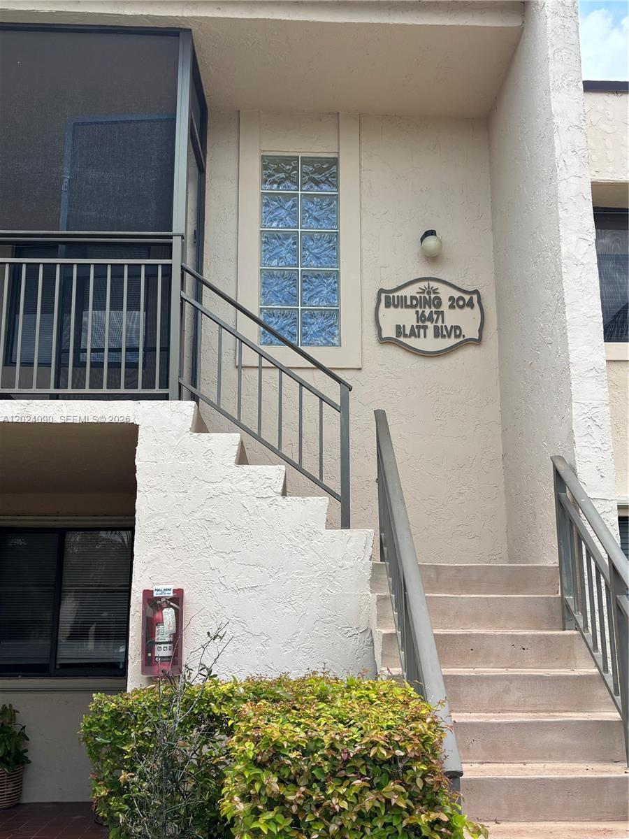 GARDENS AT BONAVENTURE 14 - Residential