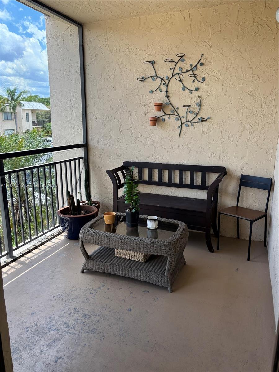 GARDENS AT BONAVENTURE 14 - Residential