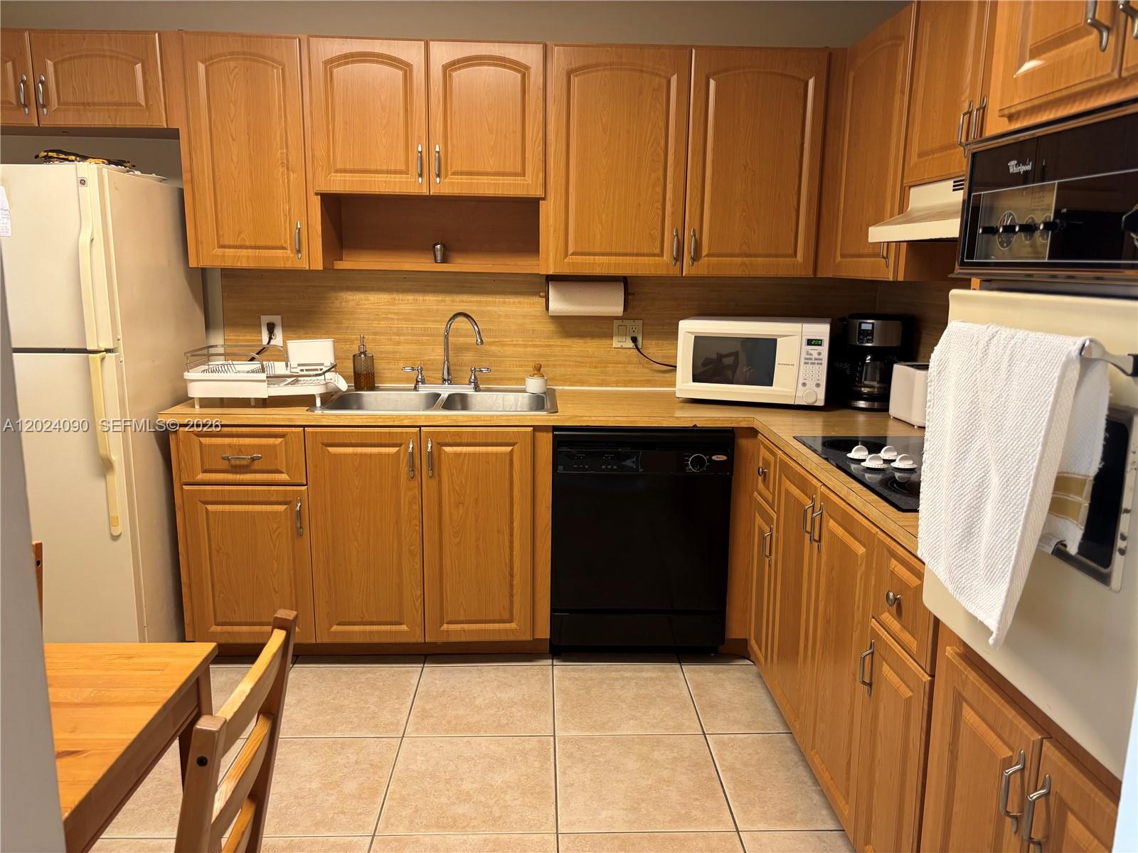 GARDENS AT BONAVENTURE 14 - Residential