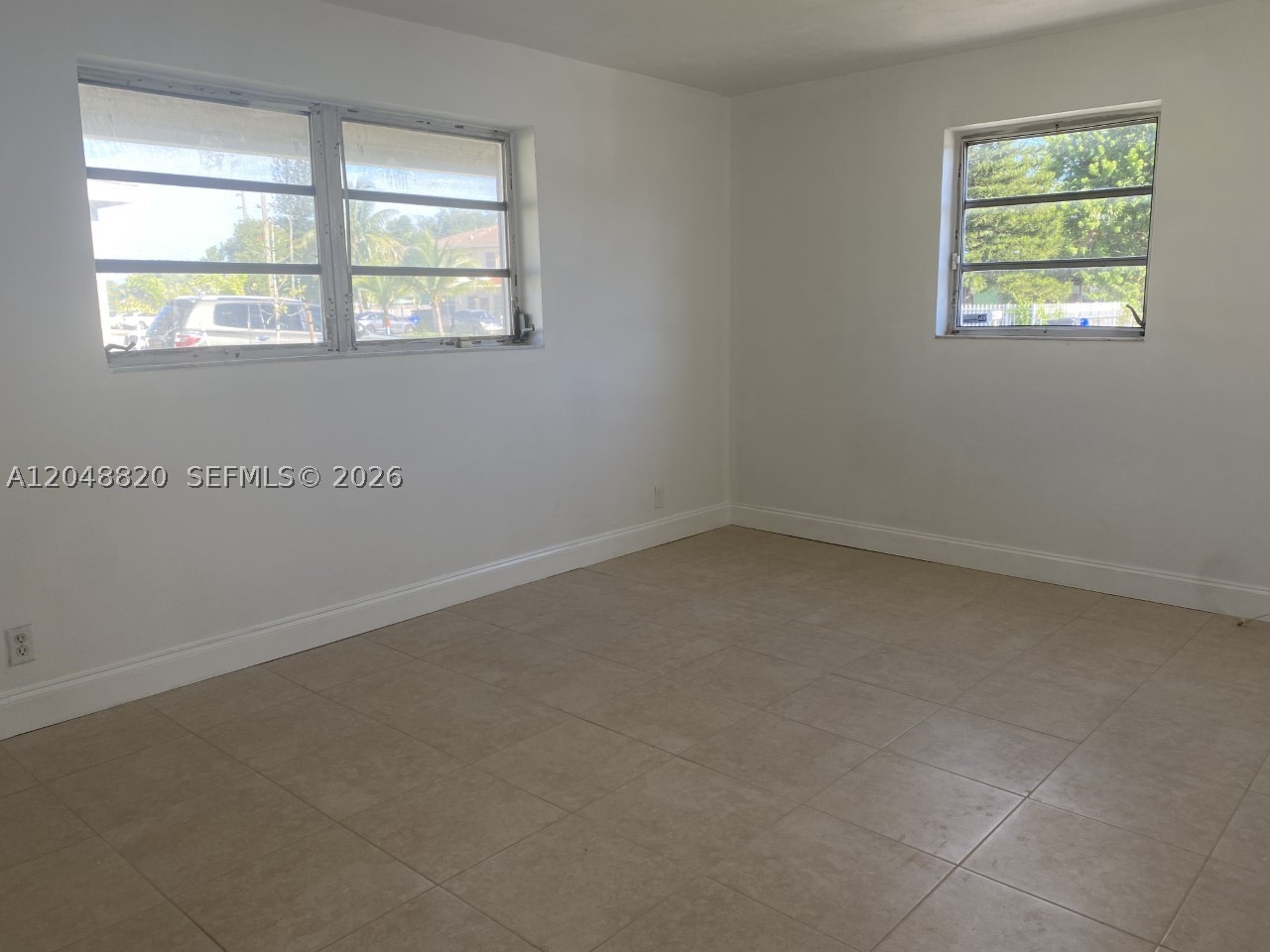 MIAMI GARDENS ESTATES - Residential Income
