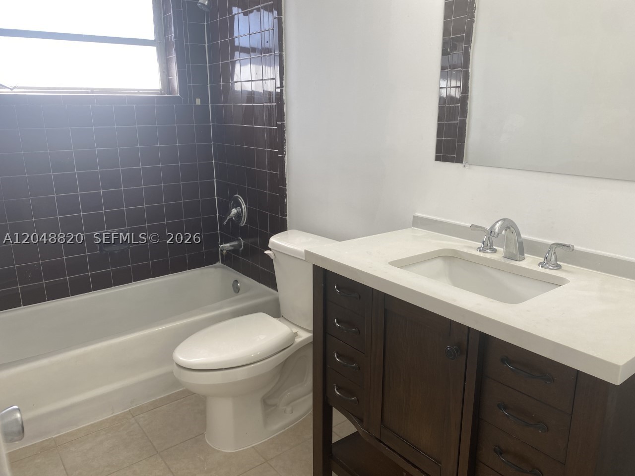 MIAMI GARDENS ESTATES - Residential Income