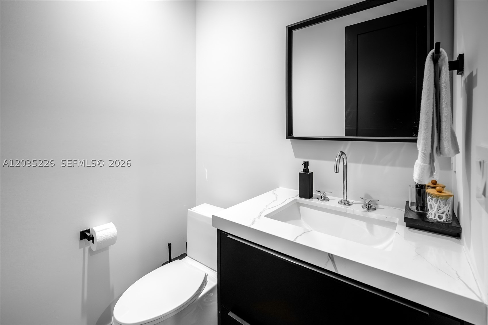 COLUMBIA PARK CORR PL - Residential