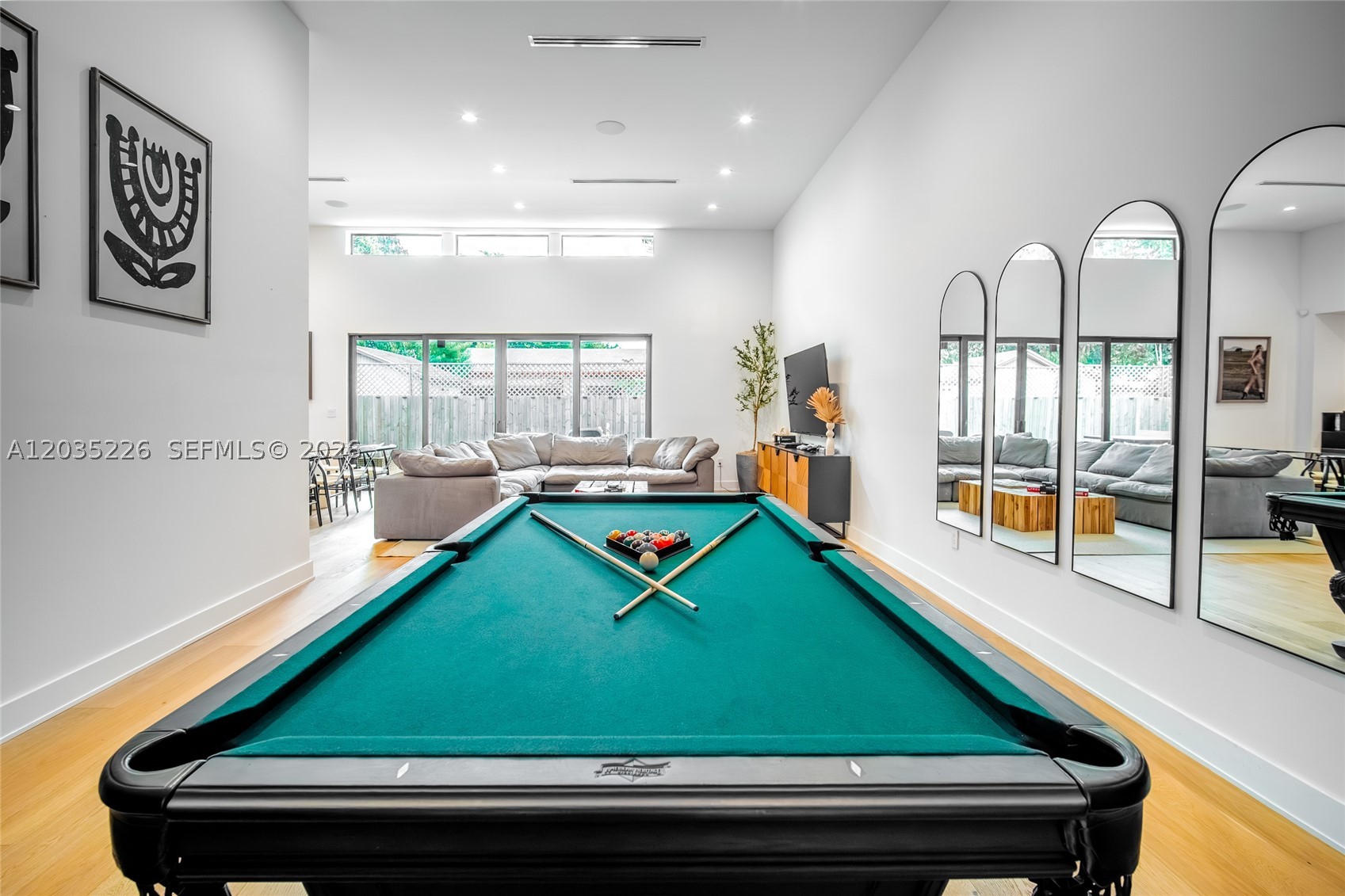 COLUMBIA PARK CORR PL - Residential