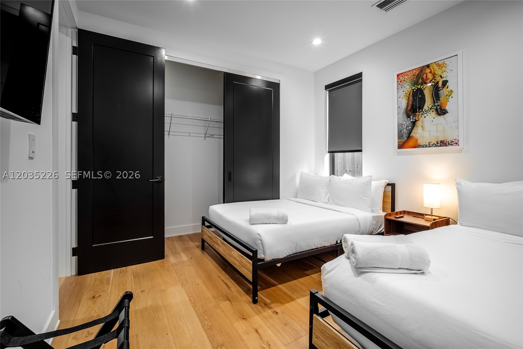 COLUMBIA PARK CORR PL - Residential