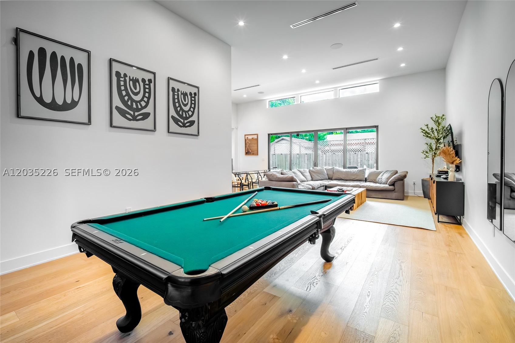 COLUMBIA PARK CORR PL - Residential