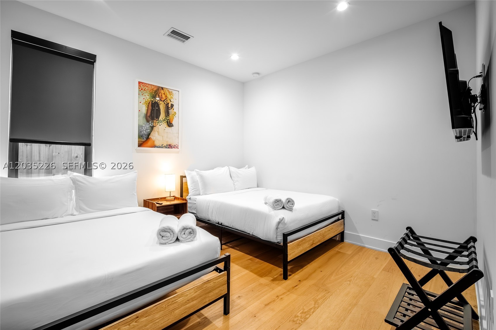 COLUMBIA PARK CORR PL - Residential