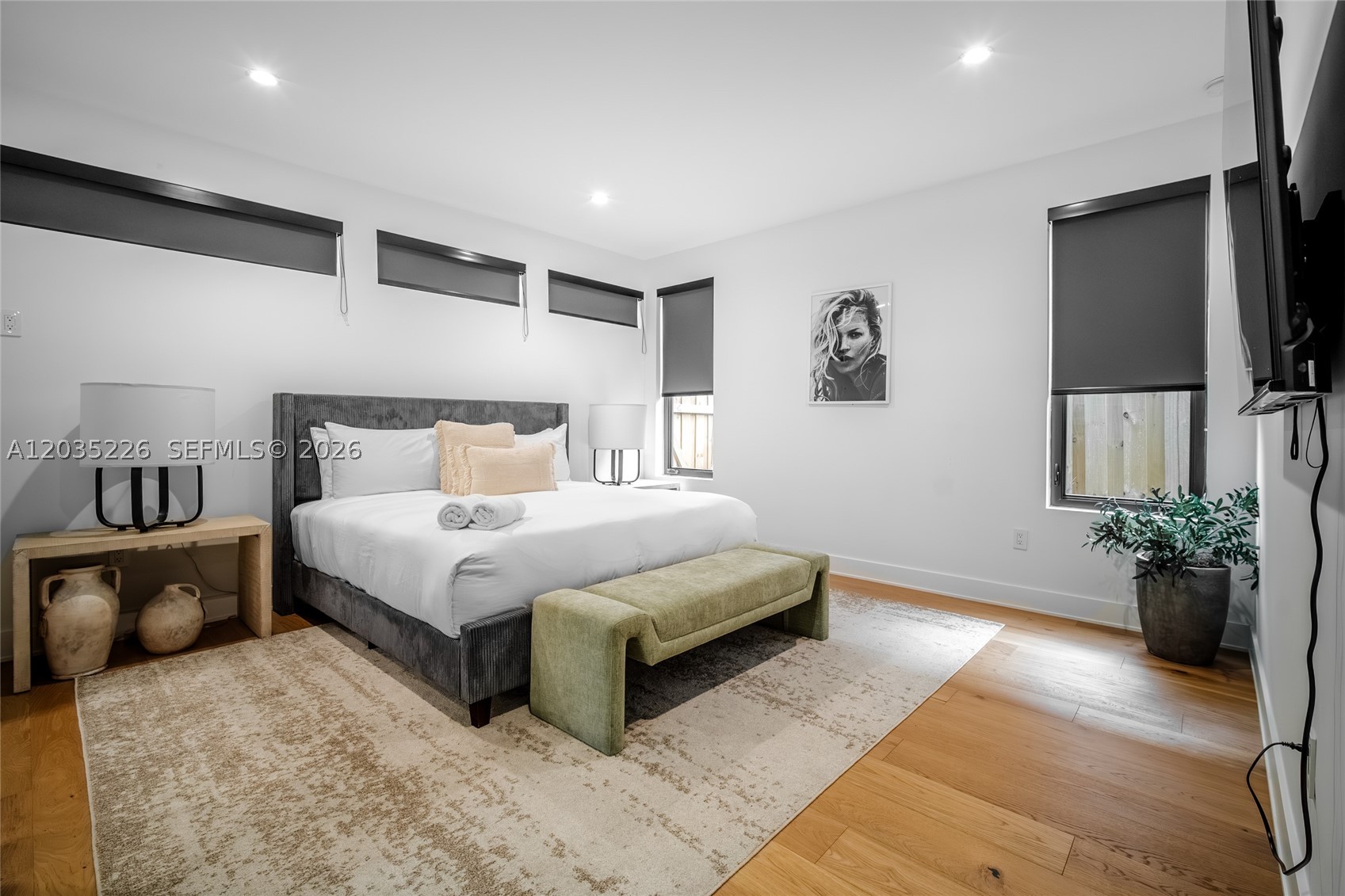 COLUMBIA PARK CORR PL - Residential