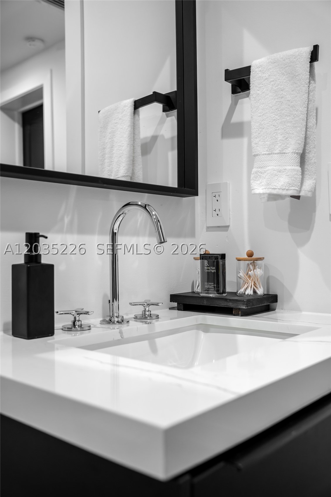 COLUMBIA PARK CORR PL - Residential