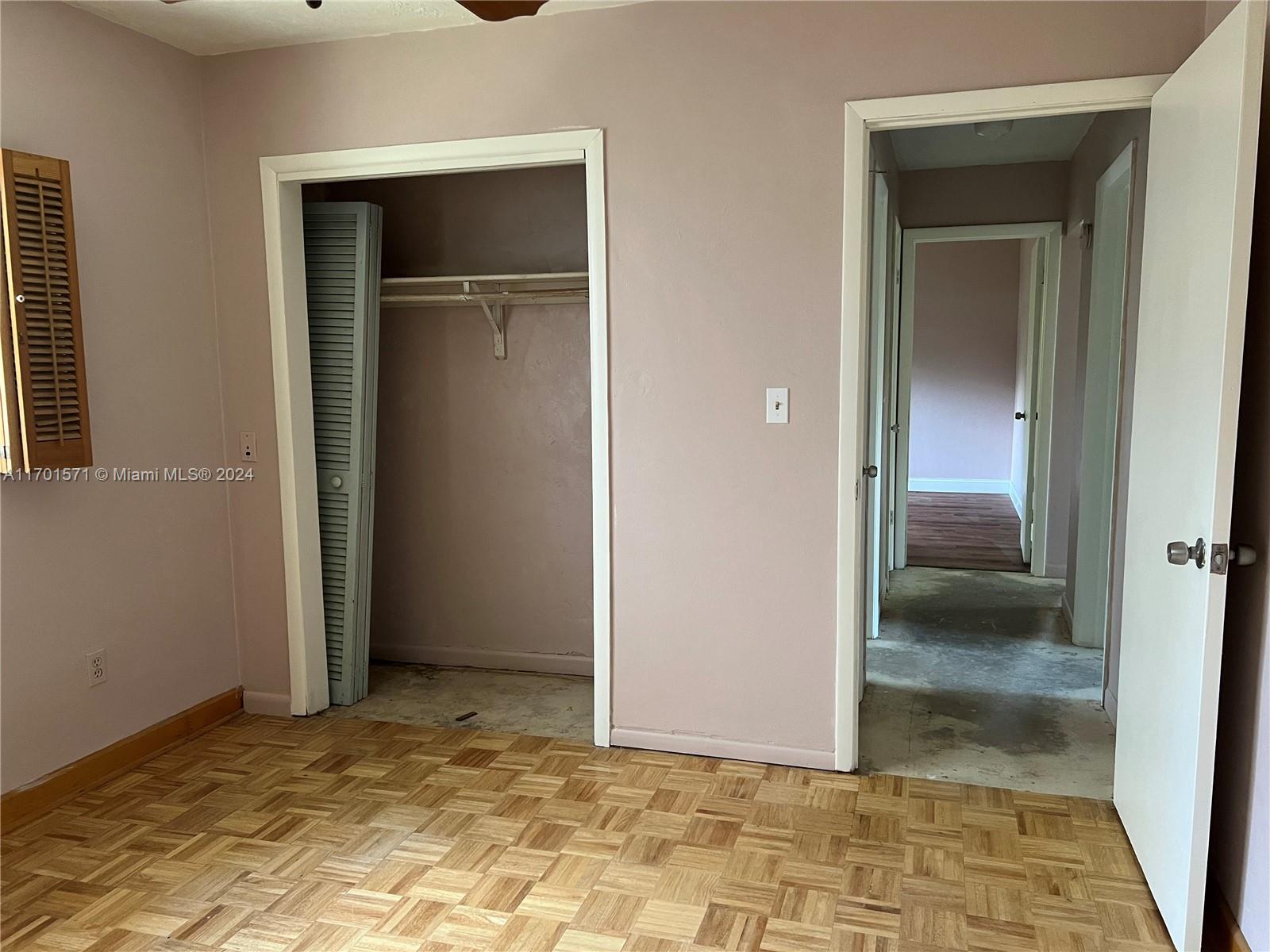HOLLYWOOD BEACH GARDENS - Residential Income