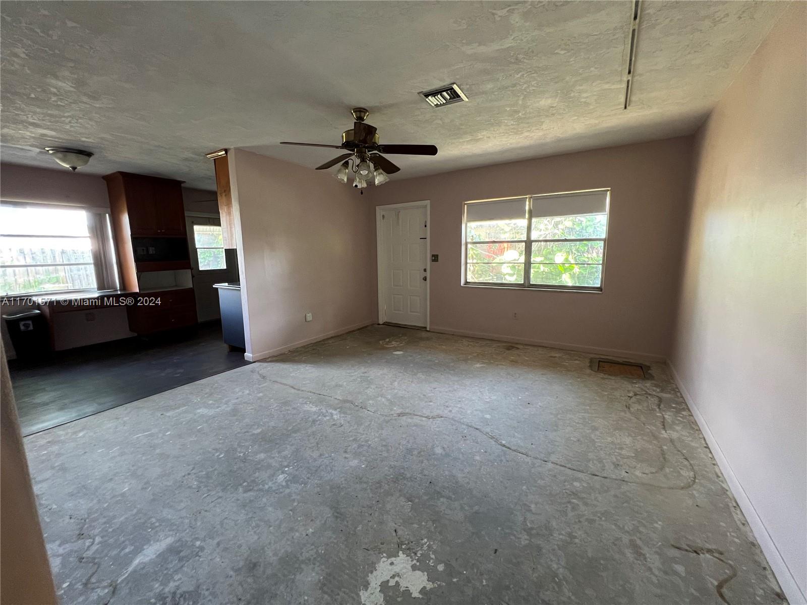 HOLLYWOOD BEACH GARDENS - Residential Income