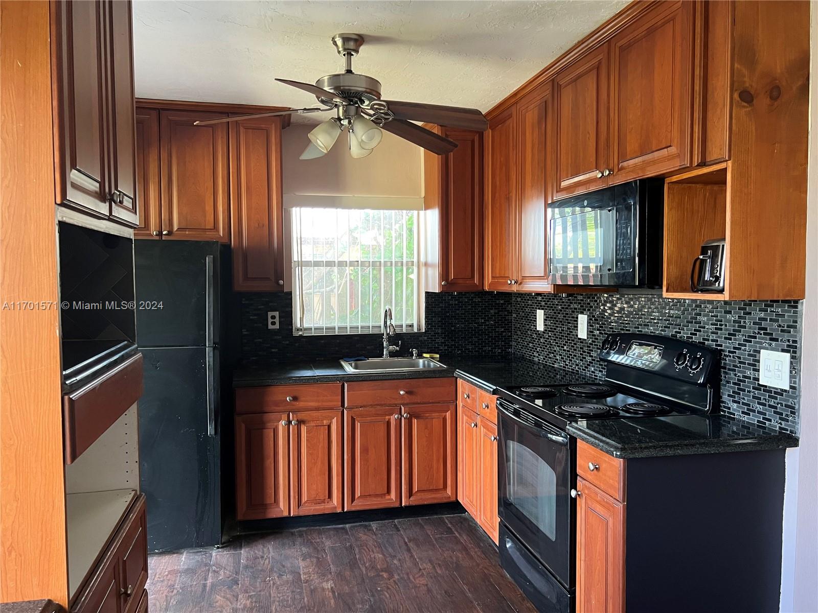 HOLLYWOOD BEACH GARDENS - Residential Income