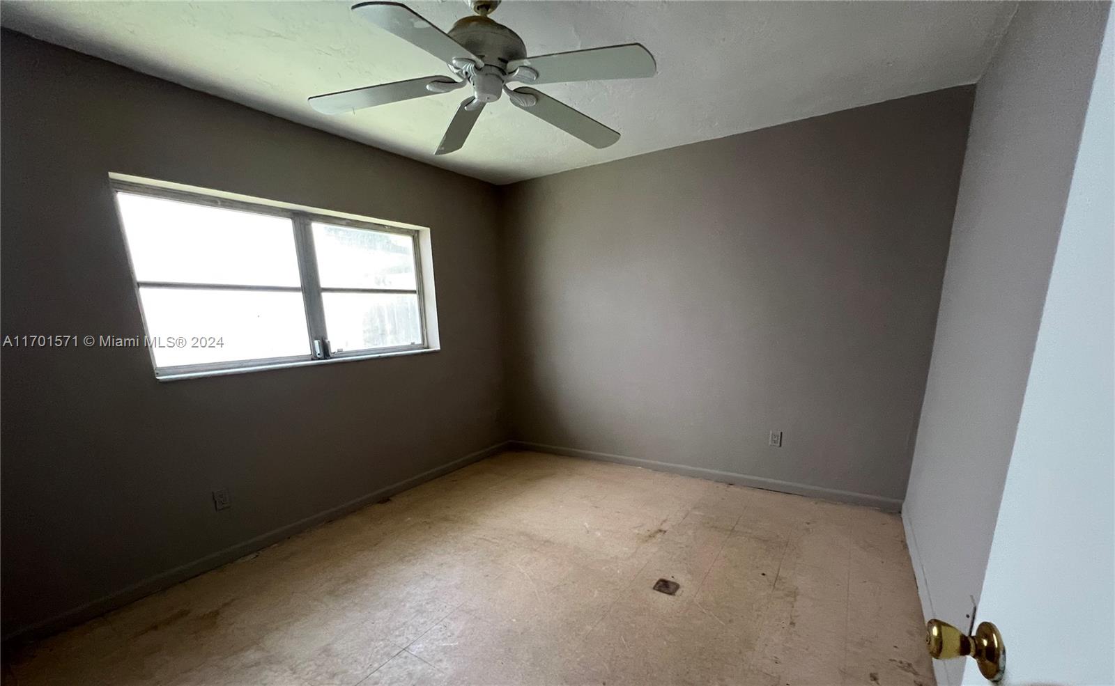 HOLLYWOOD BEACH GARDENS - Residential Income