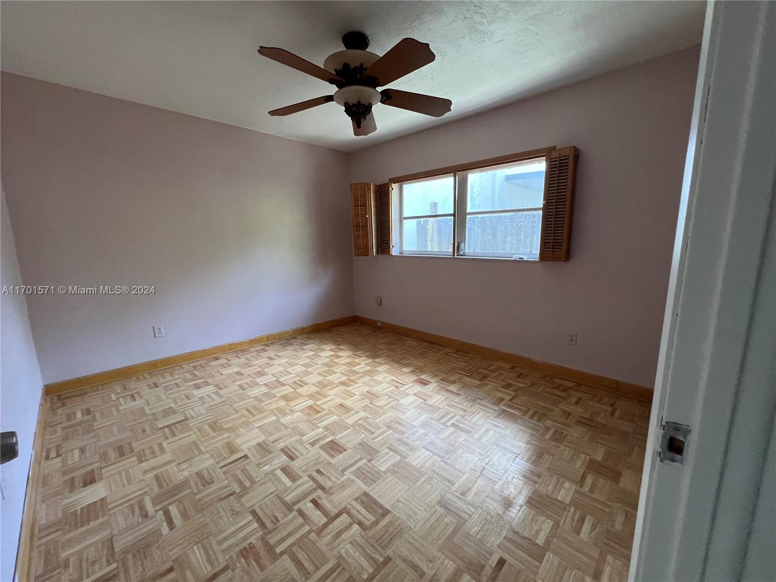 HOLLYWOOD BEACH GARDENS - Residential Income