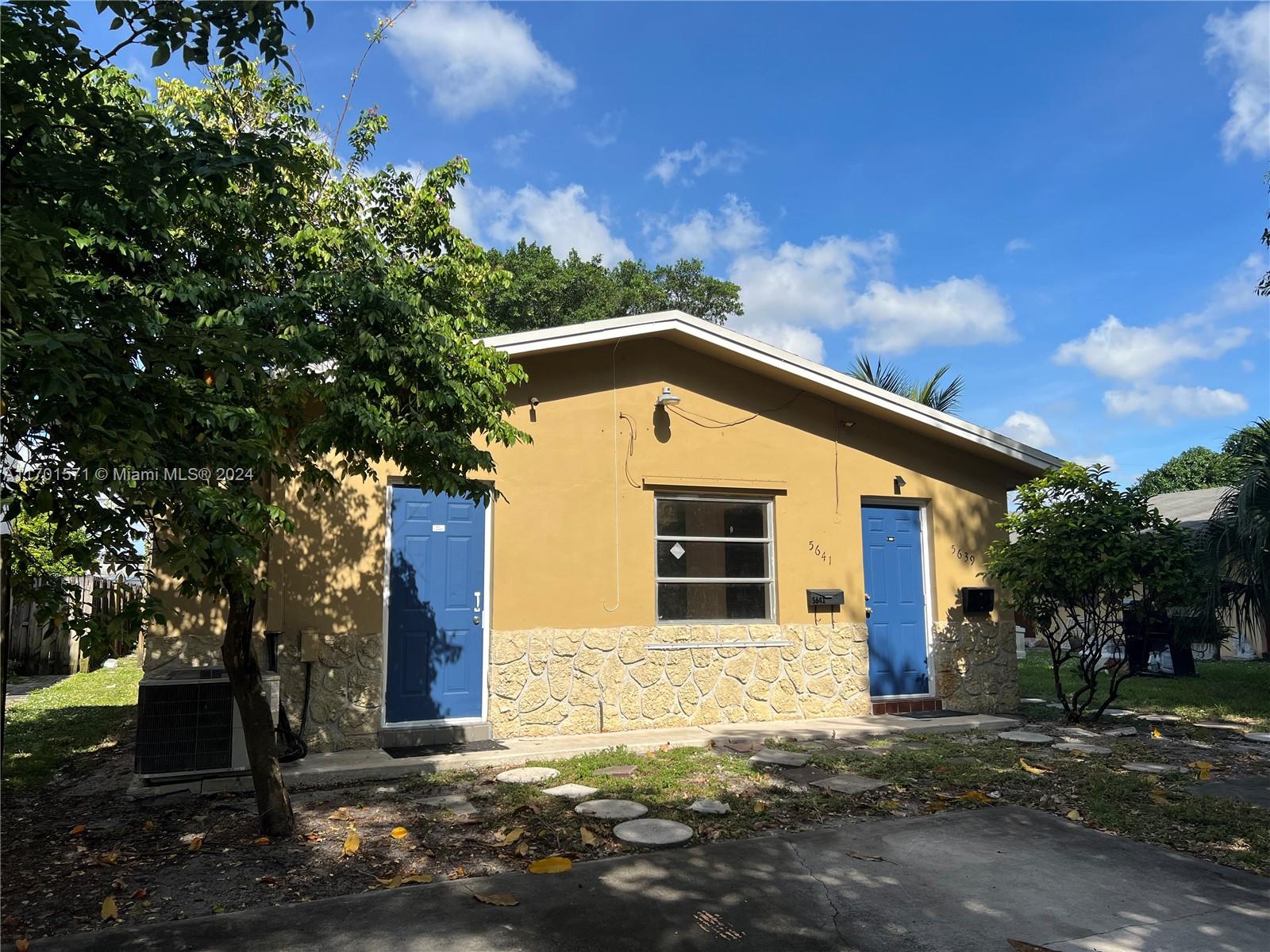 HOLLYWOOD BEACH GARDENS - Residential Income