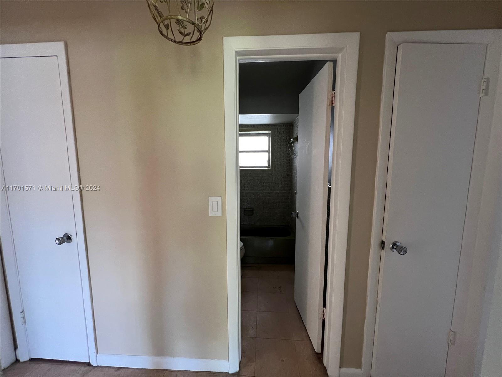 HOLLYWOOD BEACH GARDENS - Residential Income