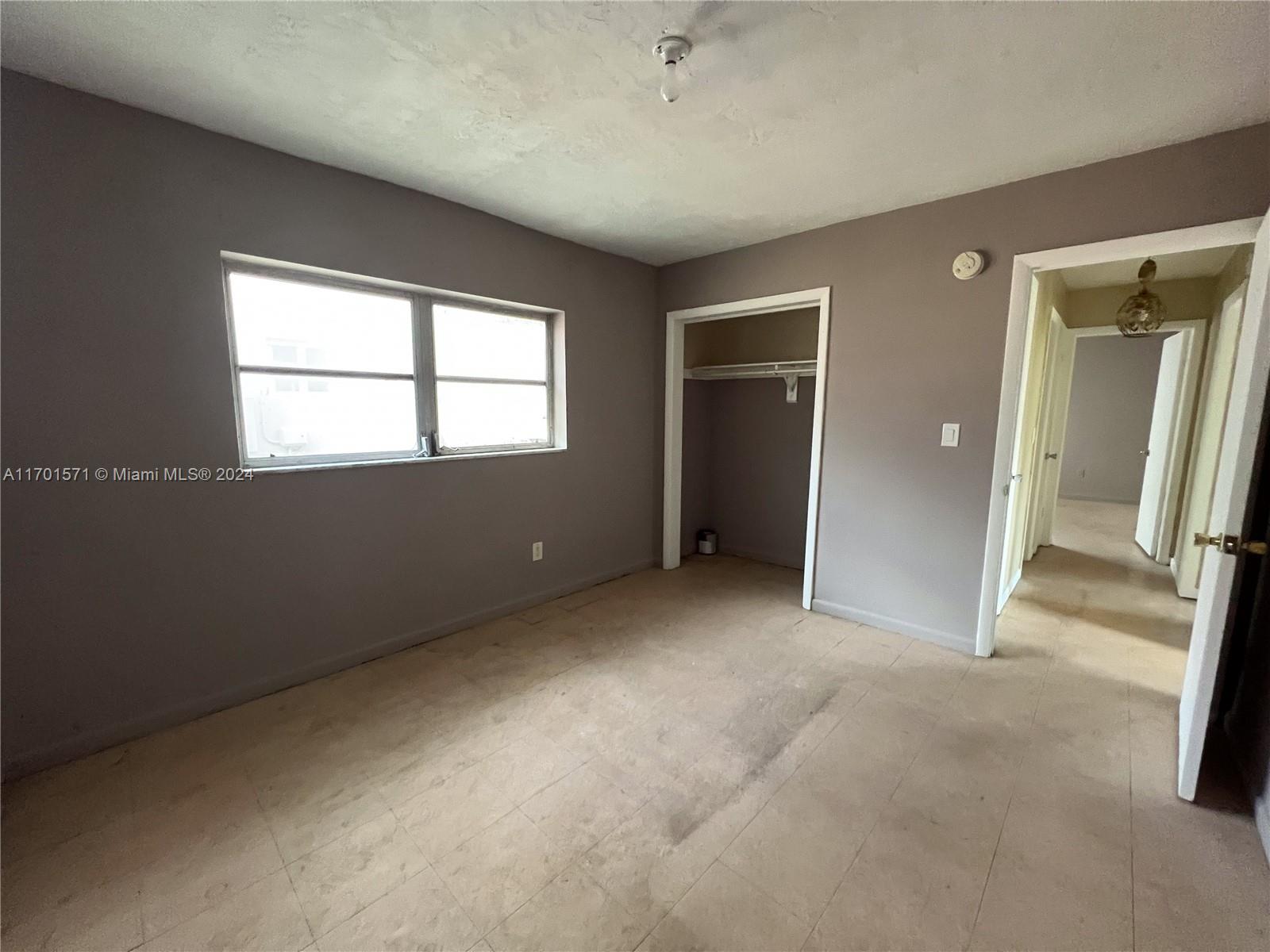 HOLLYWOOD BEACH GARDENS - Residential Income