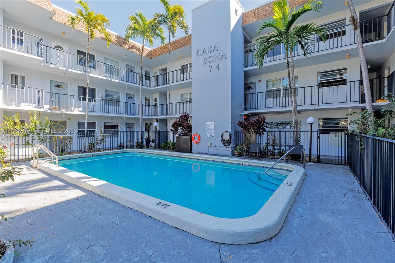 CASA BONA CONDO - Residential