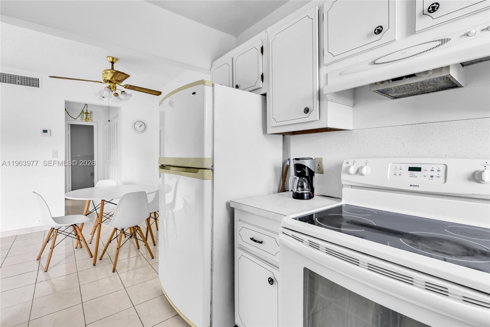 CASA BONA CONDO - Residential