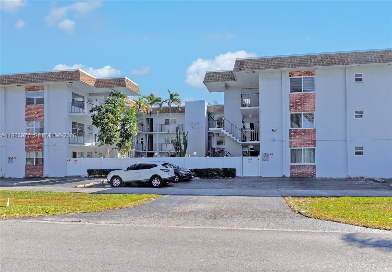 CASA BONA CONDO - Residential