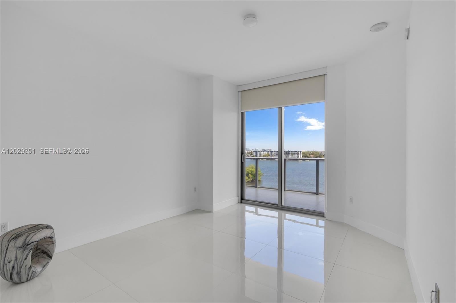 THE RESERVE MARINA PALMS - Residential