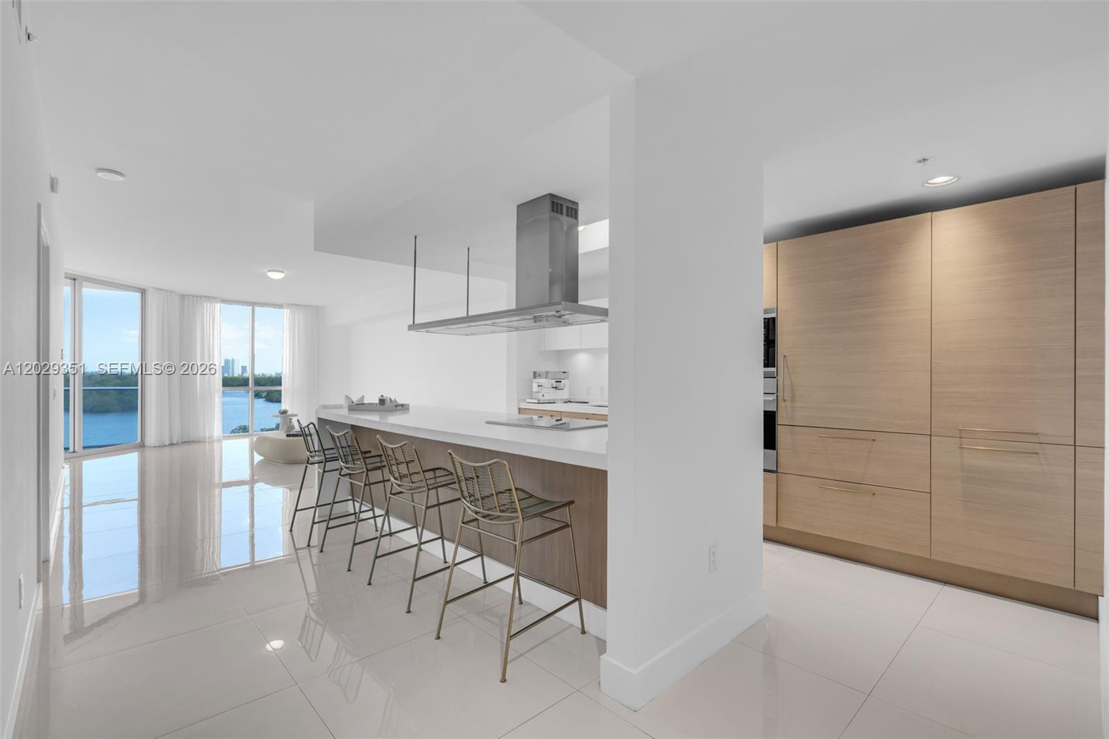 THE RESERVE MARINA PALMS - Residential