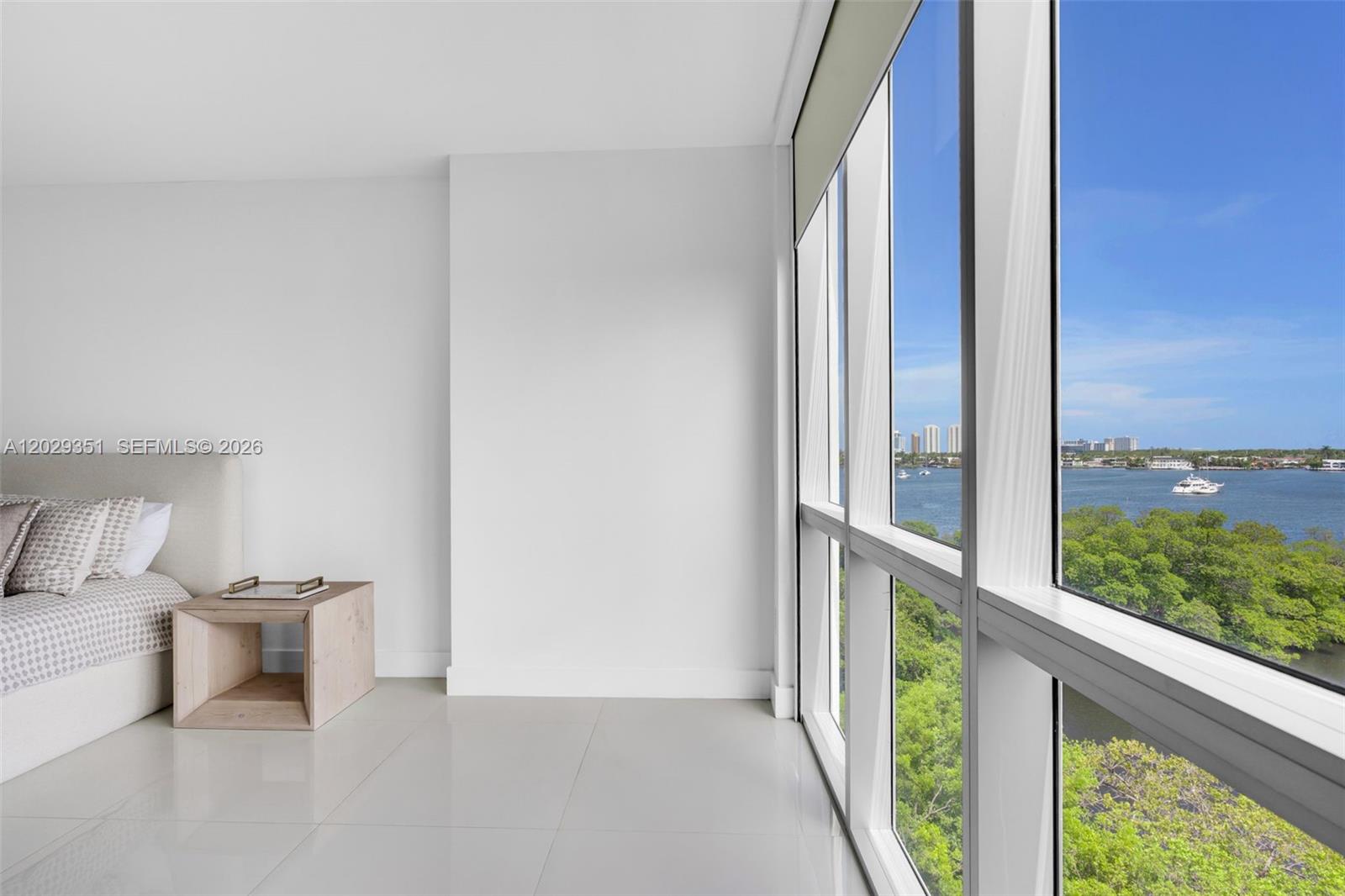 THE RESERVE MARINA PALMS - Residential