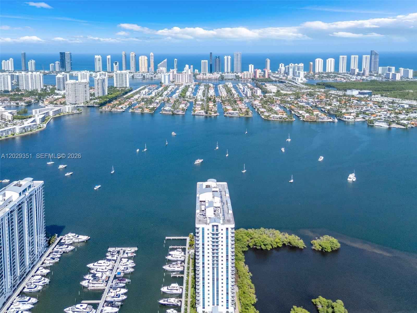 THE RESERVE MARINA PALMS - Residential