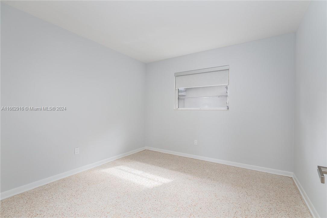 MIAMI LAKES SEC 6 - Residential Lease