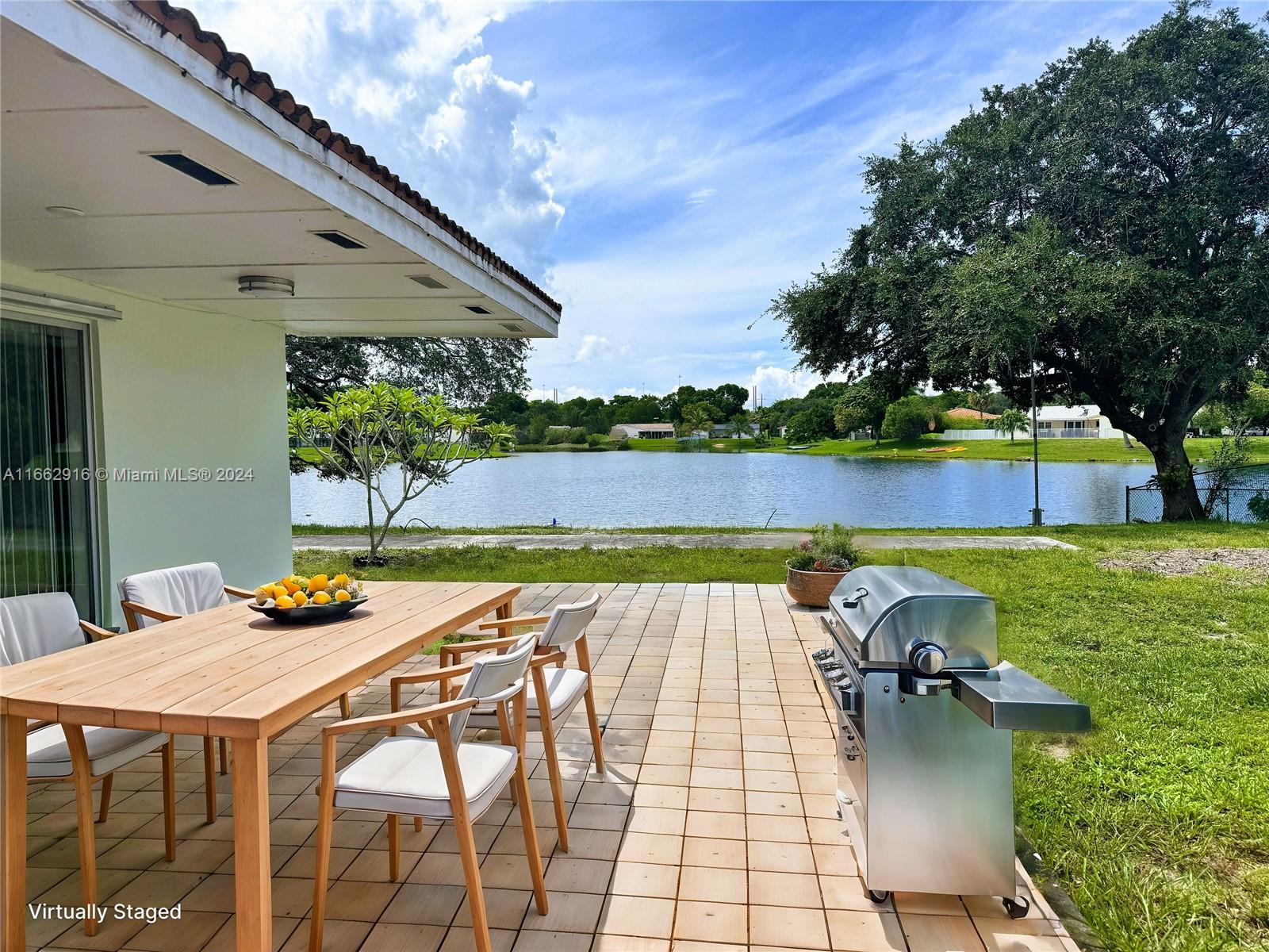 MIAMI LAKES SEC 6 - Residential Lease