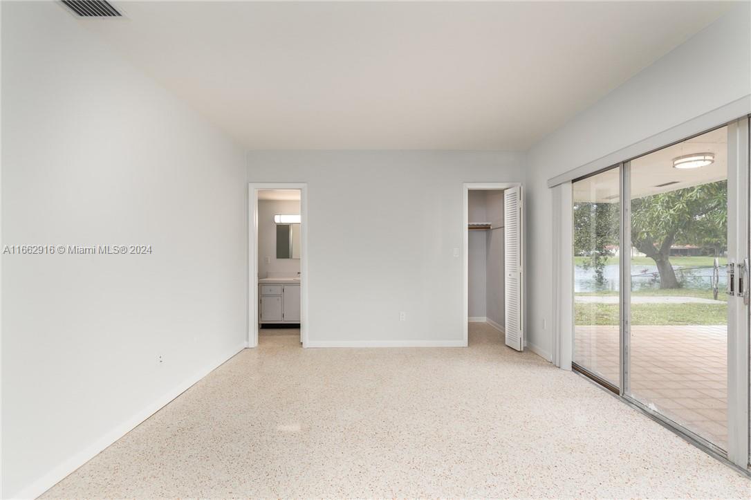 MIAMI LAKES SEC 6 - Residential Lease