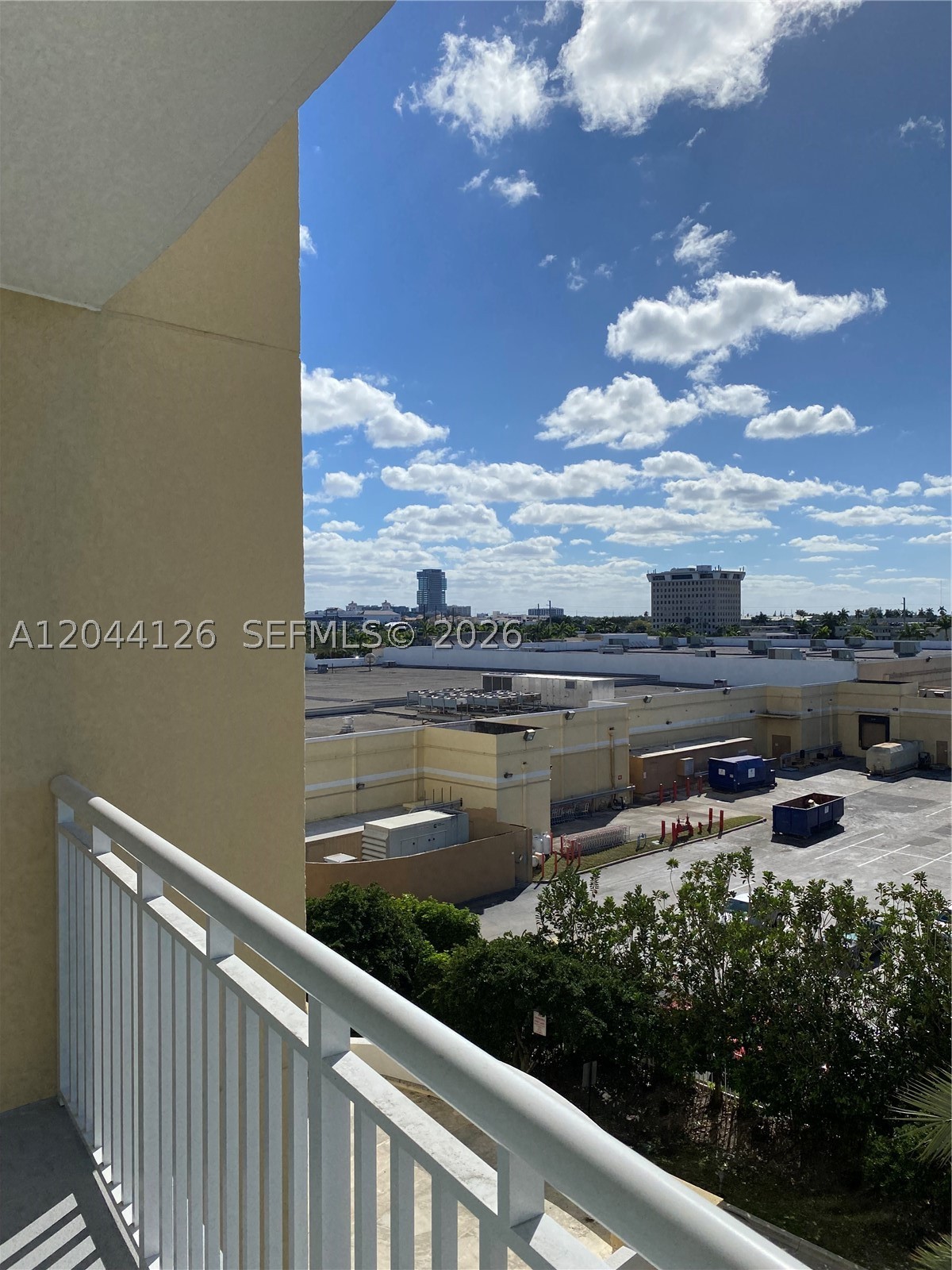 DUO CONDOMINIUM WEST - Residential Lease