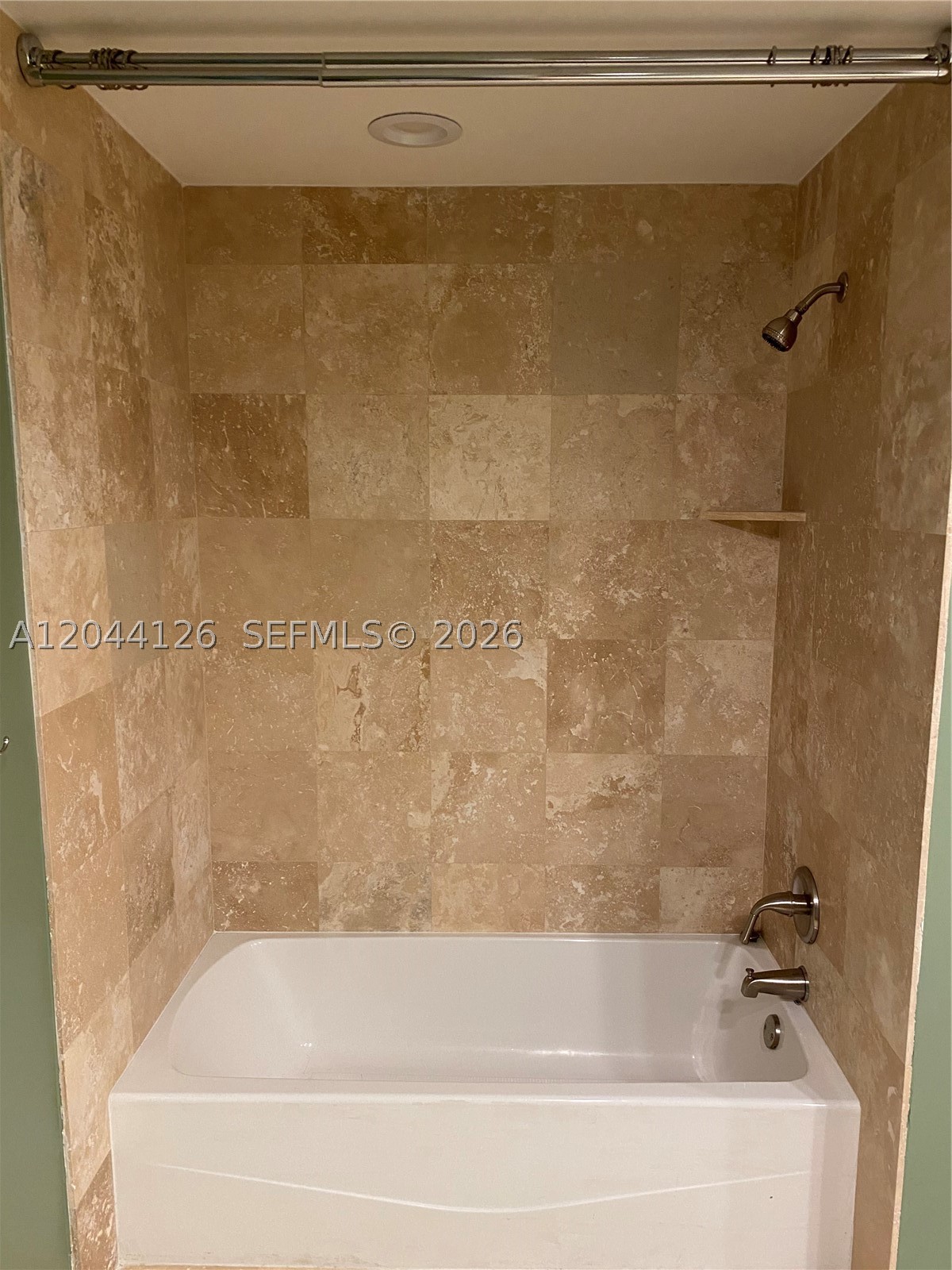 DUO CONDOMINIUM WEST - Residential Lease
