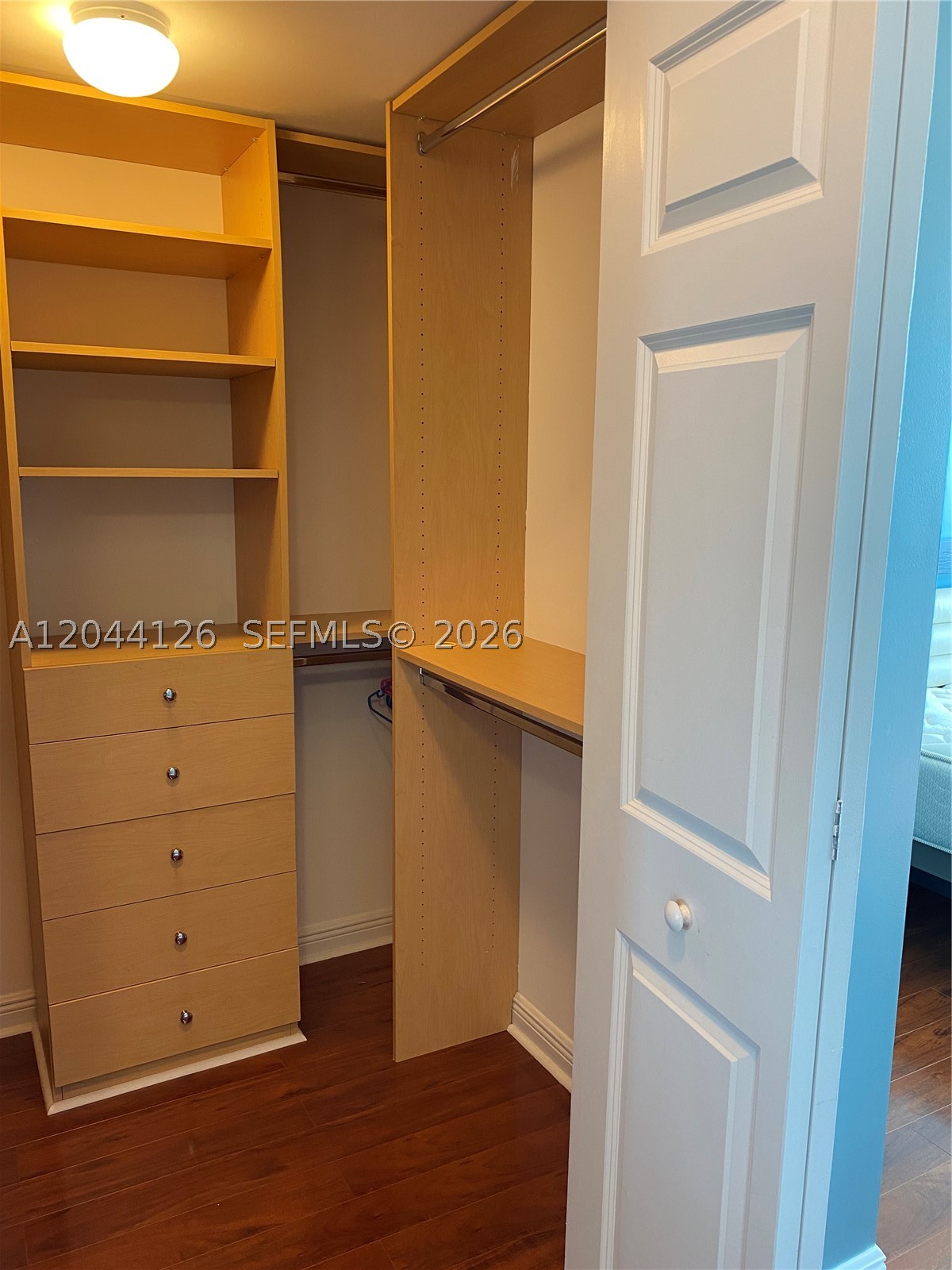 DUO CONDOMINIUM WEST - Residential Lease