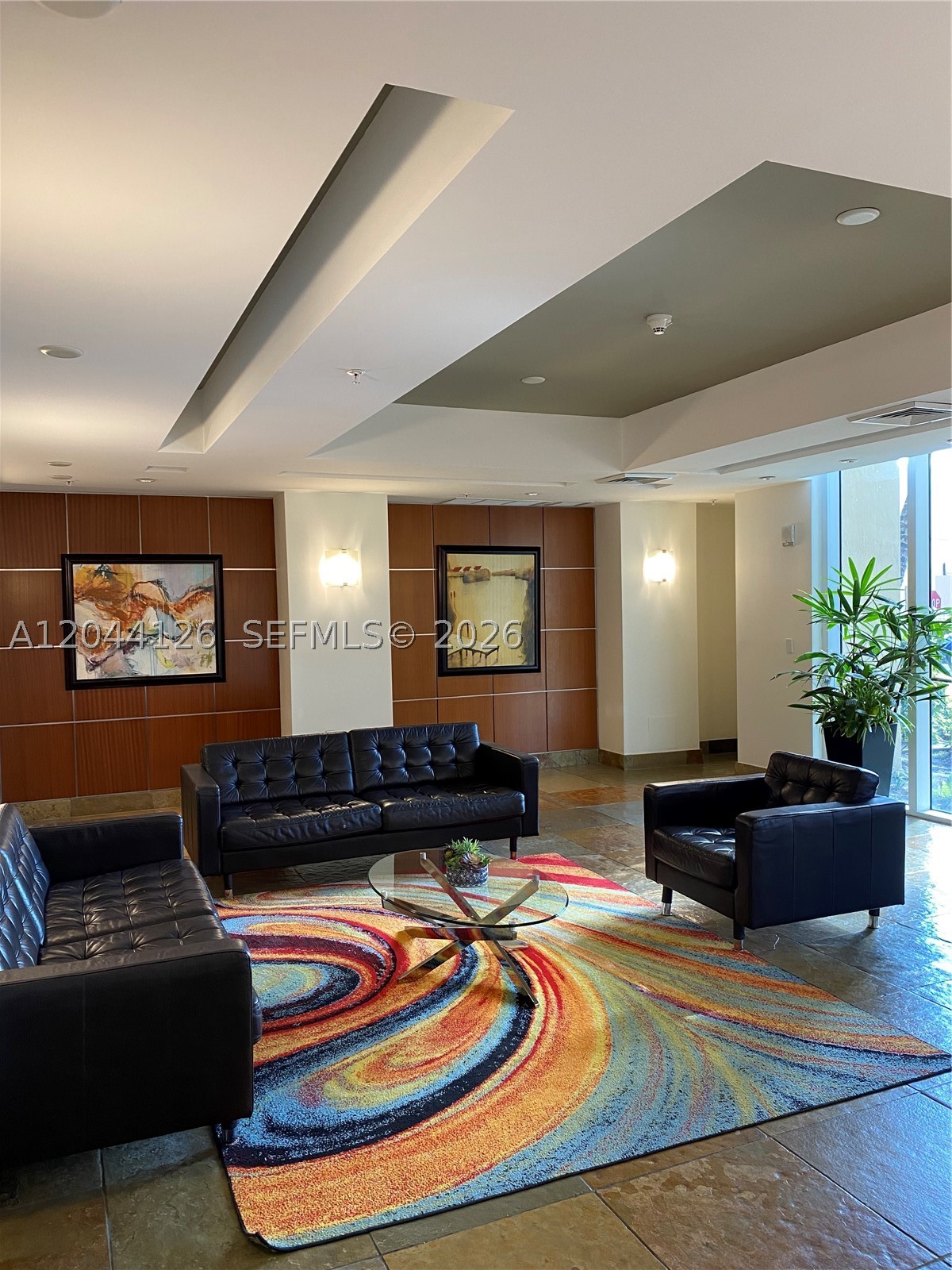 DUO CONDOMINIUM WEST - Residential Lease