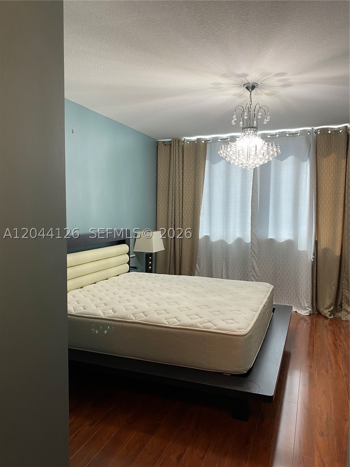 DUO CONDOMINIUM WEST - Residential Lease
