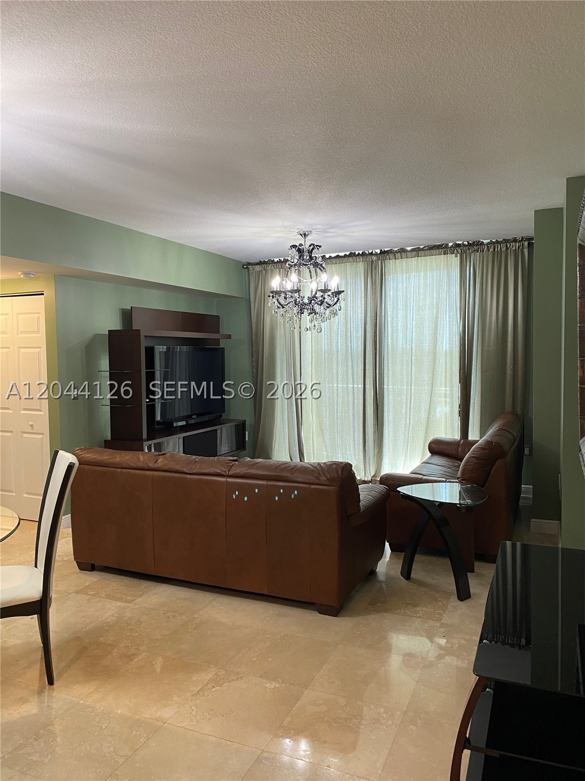 DUO CONDOMINIUM WEST - Residential Lease