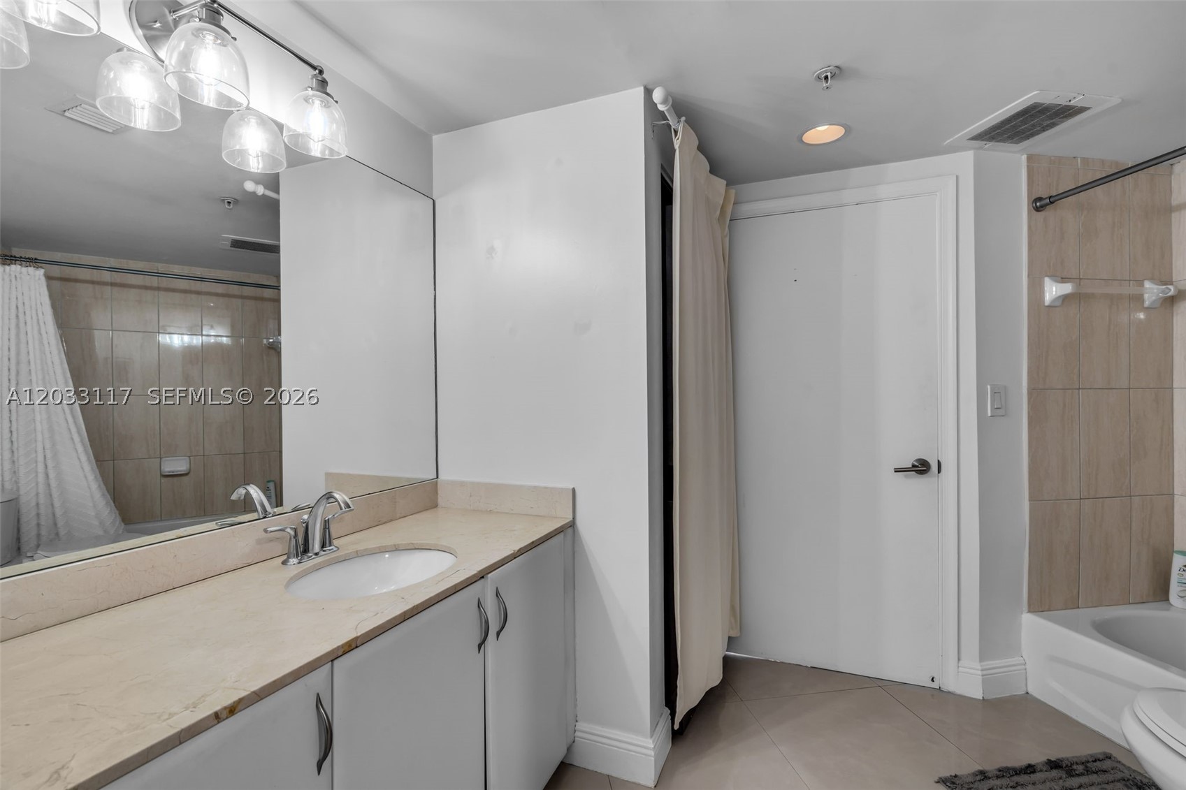 OPERA TOWER CONDO - Residential Lease