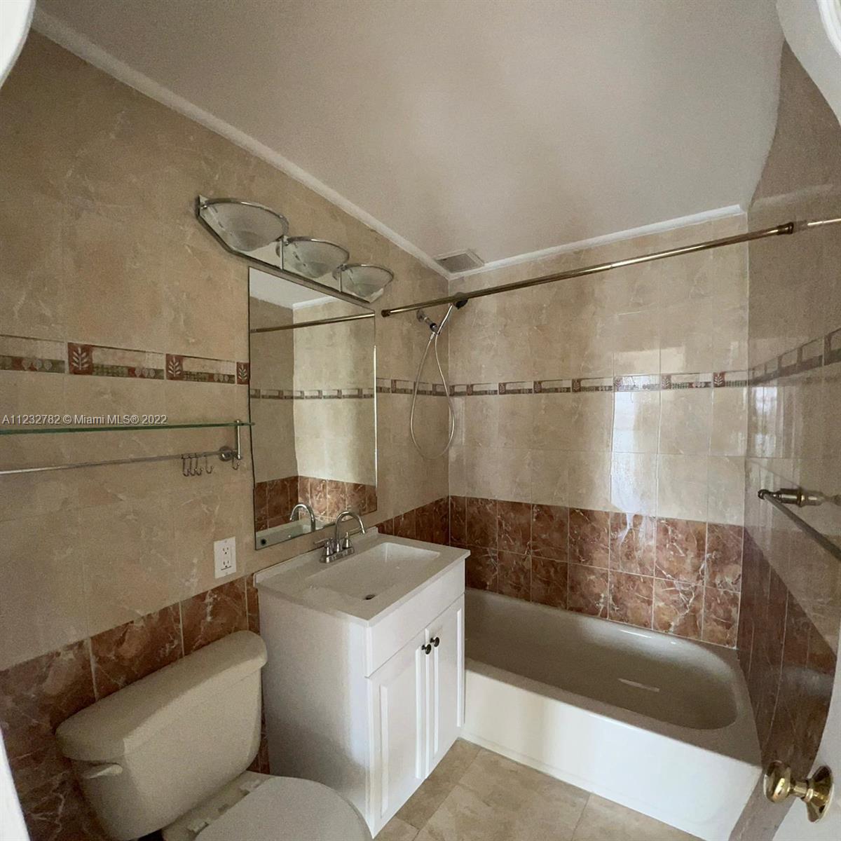 CLIPPER CONDO NO 1 - Residential Lease