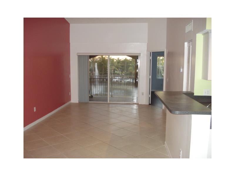 LA VIA CONDO - Residential Lease