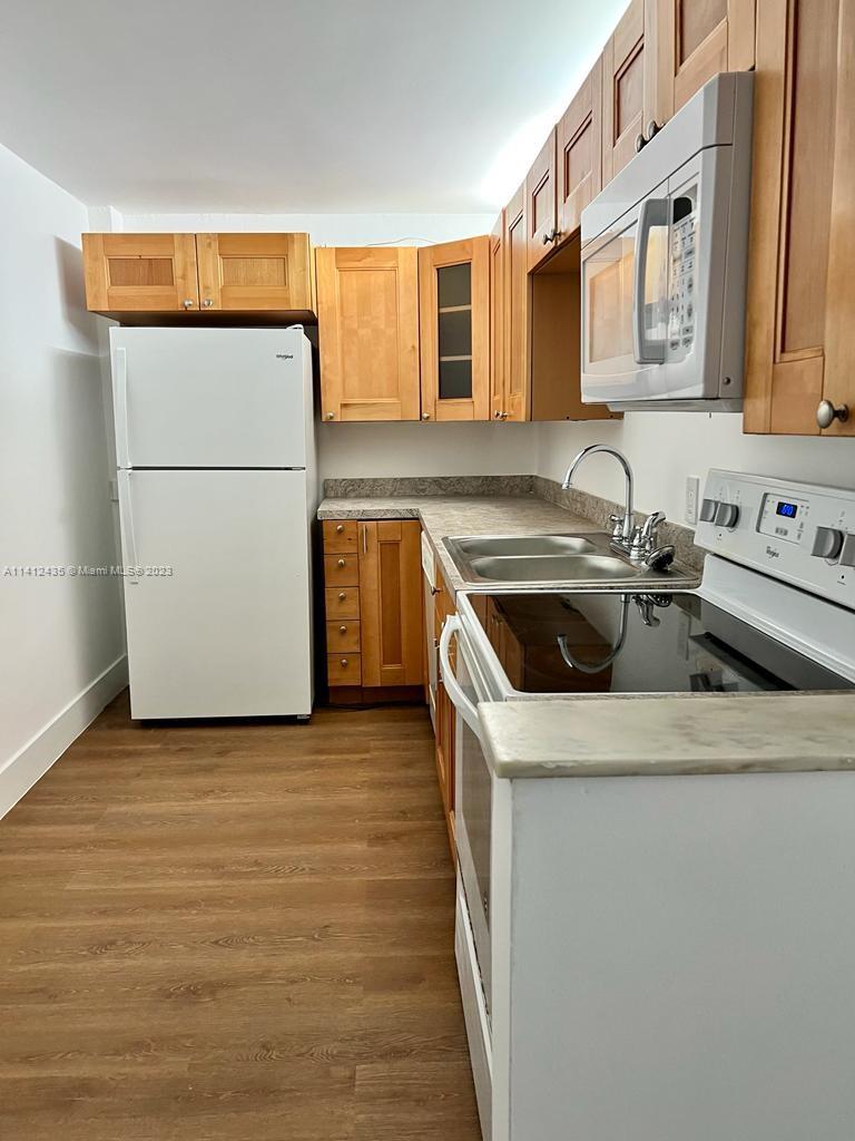 HARBOUR POINTE OF MIAMI - Residential Lease