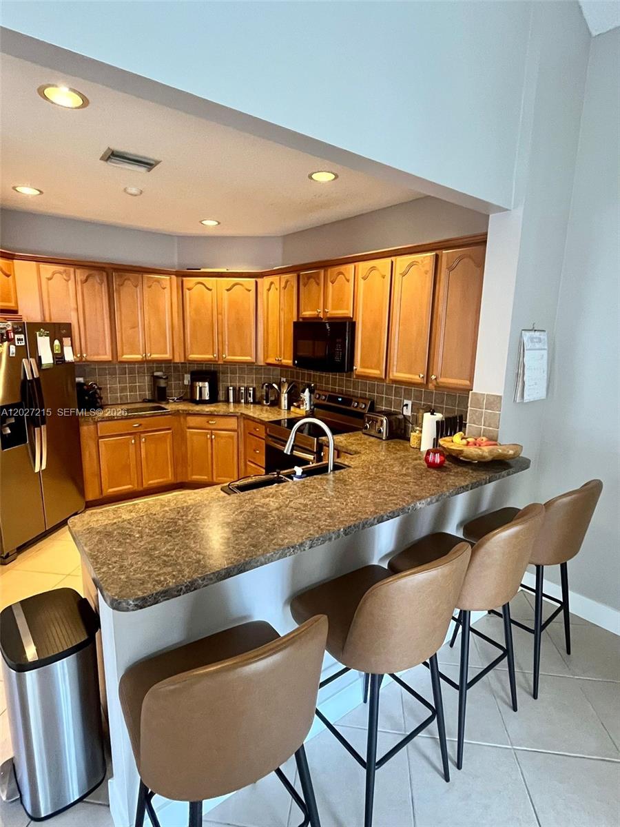 The Lakes - Residential Lease