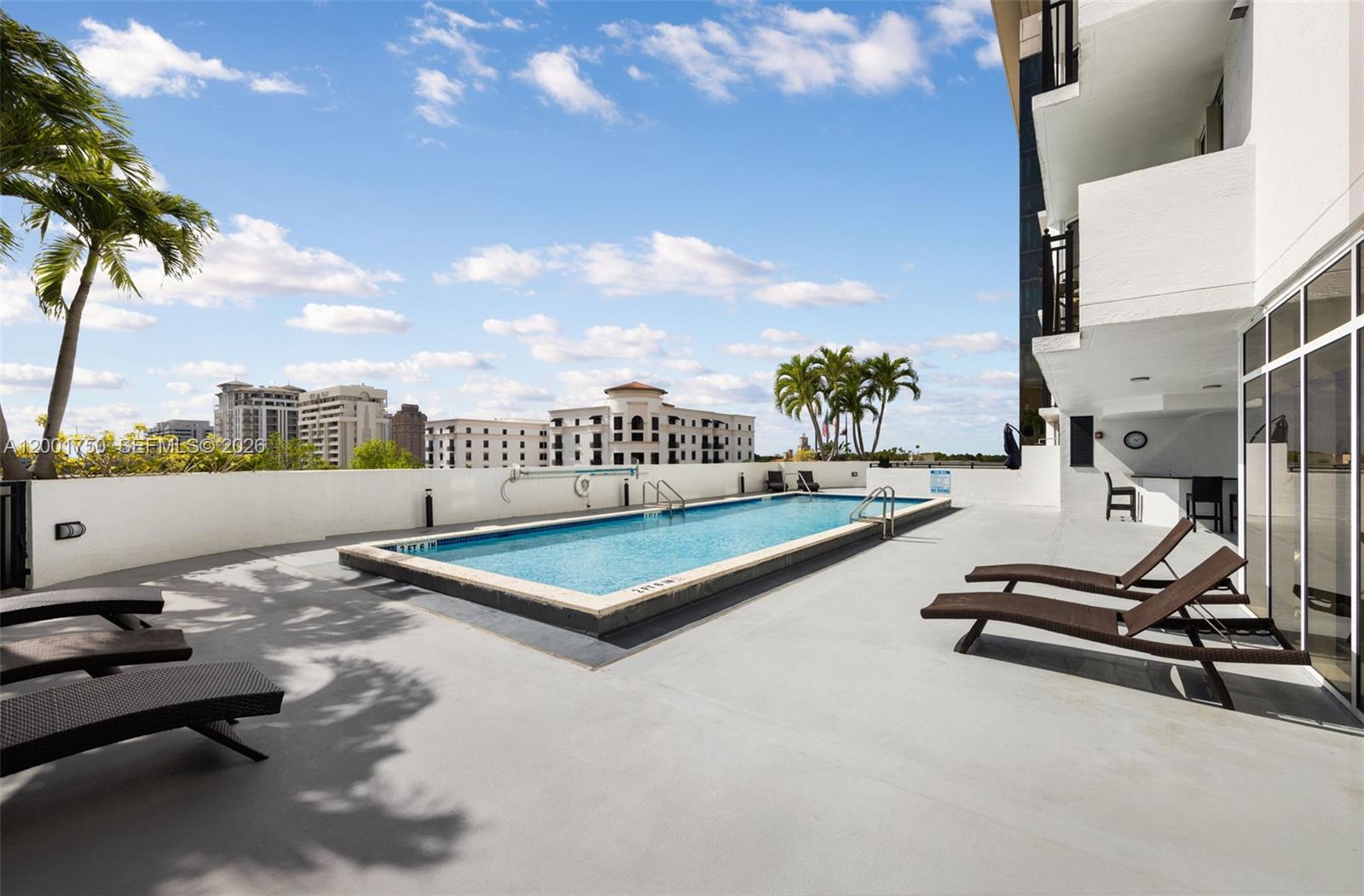 GABLES PARK TOWER - Residential